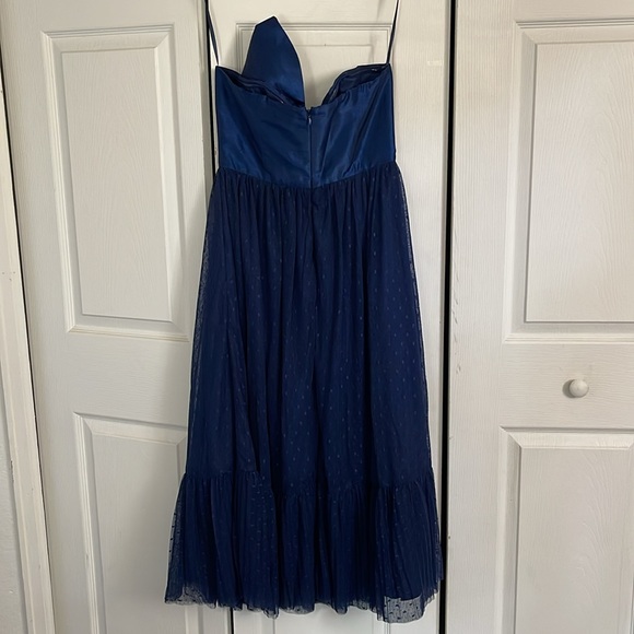 NWT || ANTHROPOLOGIE dress || size 6 - Picture 6 of 7